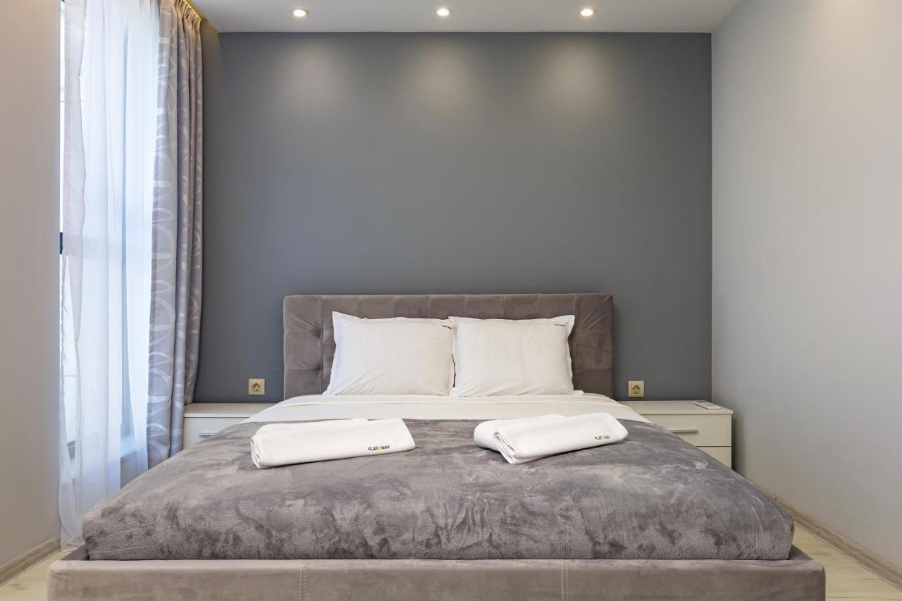 Cityscape Retreat 1Bd Flat In The Heart Of Plovdiv Lägenhet Exteriör bild